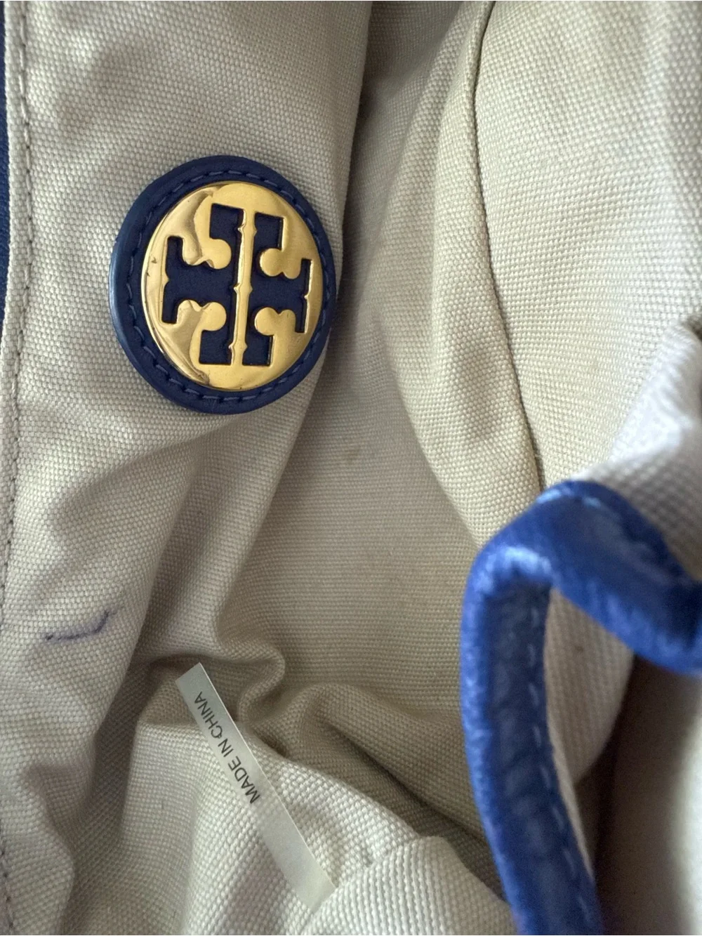 Tory Burch Amanda Flap Crossbody Bag Navy Blue Pebbled Leather